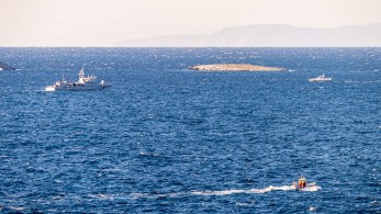 Ένας νεκρός από ναυάγιο ανοιχτά της Γαύδου - 40 οι αγνοούμενοι - ολονύχτιες επιχειρήσεις διάσωσης