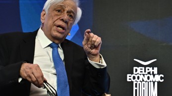 Στα άρματα και ο Προκόπης Παυλόπουλος για τα 12 ναυτικά μίλια