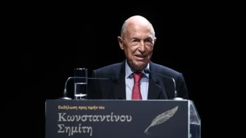 Ο πολιτικός κόσμος αποχαιρετά τον Κώστα Σημίτη: Συνόδευσε την Ελλάδα στα μεγάλα της βήματα