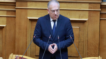 Θεοδωρικάκος για ασφάλιστρα υγείας: Η κυβέρνηση δίνει μάχη για να στηρίξει τους πολίτες Θεοδωρικάκος για ασφάλιστρα υγείας: Η κυβέρνηση δίνει μάχη για να στηρίξει τους πολίτες
