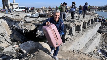 Τουρκία: Σύροι πρόσφυγες επιστρέφουν στην πατρίδα τους, ελπίζοντας ότι «η καταπίεση τελείωσε» Τουρκία: Σύροι πρόσφυγες επιστρέφουν στην πατρίδα τους, ελπίζοντας ότι «η καταπίεση τελείωσε»