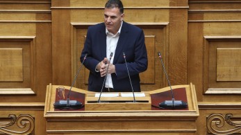 ΣΥΡΙΖΑ: ρεσιτάλ λαϊκισμού από Καραμέρο με εργαλείο το αφήγημα των Τεμπών