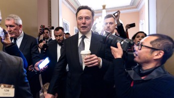 Βρετανικό πρόστιμο στην εταιρεία του Έλον Μασκ: απαγόρευσαν τα αυτοκίνητα της Tesla Βρετανικό πρόστιμο στην εταιρεία του Έλον Μασκ: απαγόρευσαν τα αυτοκίνητα της Tesla