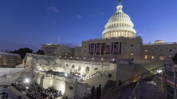 Οι ΗΠΑ αποσύρουν δεκάδες αεροσκάφη από βάση στο Κατάρ