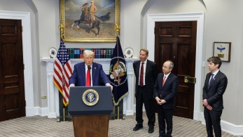 Η… αμερικανική επανάσταση