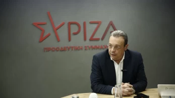 Ο Φάμελλος επιτίθεται στο ΠΑΣΟΚ και ταυτόχρονα το καλεί για συνεργασία