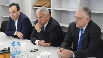 Θεοδωρικάκος, Βορίδης, Παπαστεργίου στα Σπάτα: σε πλήρη εξέλιξη η επένδυση του Data Center της Microsoft