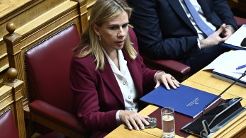 Εννέα χρόνια Κυριάκος Μητσοτάκης-Ζωή Ράπτη στο «Μανιφέστο»: Εμπνευσμένος ηγέτης