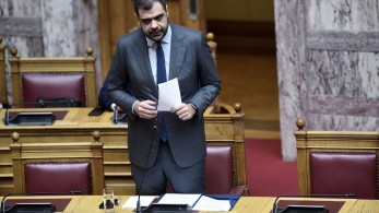 Παύλος Μαρινάκης: Γκρεμίστηκε ο μύθος ότι βάλαμε τον Καραμανλή υποψήφιο για να μη δικαστεί (video) Παύλος Μαρινάκης: Γκρεμίστηκε ο μύθος ότι βάλαμε τον Καραμανλή υποψήφιο για να μη δικαστεί (video)