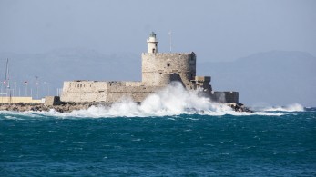 Δεσμεύτηκαν οι λογαριασμοί των επτά της Πολεοδομίας Ρόδου