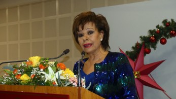 Ασημίνα Σκόνδρα: έκοψε την πρωτοχρονιάτικη πίτα στο πολιτικό γραφείο της