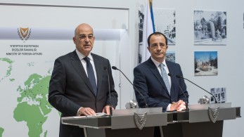 Στην Κύπρο ο Νίκος Δένδιας - Θα συναντηθεί με τον Χριστοδουλίδη