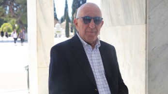 ΠΑΣΟΚ: Θα στηρίξει τον Κακλαμάνη για Πρόεδρο της Βουλής