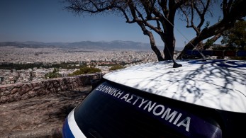 ΕΛΑΣ: συνελήφθη αξιωματικός που εκτελούσε χρέη σεκιούριτι σε εργοστάσιο