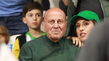 Διασωληνωμένος στη ΜΕΘ εξακολουθεί να νοσηλεύεται ο Μίμης Δομάζος