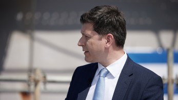 Η ΕΡΤ ανακοίνωσε την επέκταση της συνεργασίας της με τον Απόστολο Μαγγηριάδη