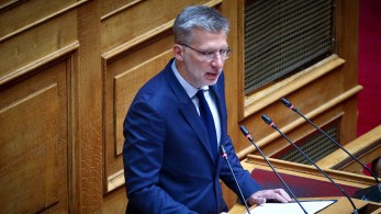 Σκέρτσος κατά ΠΑΣΟΚ: Να απολογηθεί για τις θεωρίες παράνομων φορτίων που καταπέφτουν με κρότο