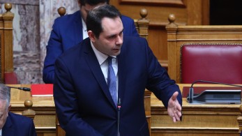 Πετραλιάς: Σχεδιάζονται και νέες μειώσεις φόρων Πετραλιάς: Σχεδιάζονται και νέες μειώσεις φόρων