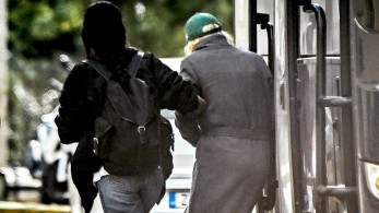 Στον εισαγγελέα η 37χρονη «αστυνομικός της χρονιάς» - Πώς δρούσε το κύκλωμα