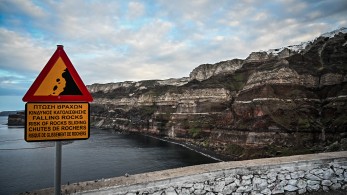 Σαντορίνη: επιμένουν οι σεισμοί - Ακόμη τρεις πάνω από 4 Ρίχτερ