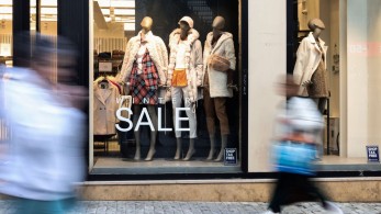 Ανοιχτά τα καταστήματα την Κυριακή (19/1) - Οι ώρες λειτουργίας