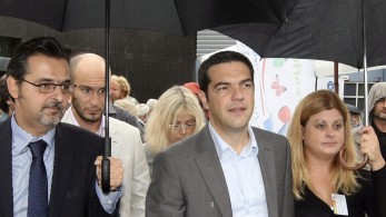 Απολύθηκε και η «ομπρελοκρατούσα» του ΣΥΡΙΖΑ Απολύθηκε και η «ομπρελοκρατούσα» του ΣΥΡΙΖΑ