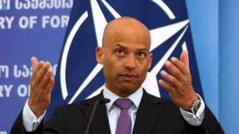 Καταγγελία-βόμβα από ΝΑΤΟ: Ρωσία και Κίνα πίσω από απόπειρες δολιοφθοράς κατά βιομηχανιών όπλων