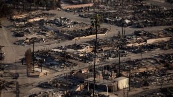 Λος Άντζελες: στήριξη στους πληγέντες της πυρκαγιάς από εταιρείες-κολοσσοί