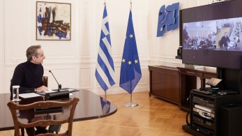 Ο Μητσοτάκης, οι υπερβάσεις και οι… γόρδιοι δεσμοί