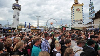 Bild: οκτόμπερφεστ, Φεστιβάλ Καννών, Καρναβάλι της Βενετίας-Οι επόμενοι στόχοι του ISIS