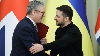 Ρωσική επίθεση στο Κίεβο κατά τη συνάντηση Ζελένσκι με Στάρμερ