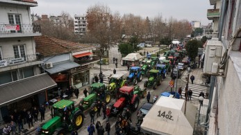 Αγρότες: συμβολικοί αποκλεισμοί σε Γυρτώνη και Καρδίτσα - Τα τρακτέρ αύριο στο κέντρο της Λάρισας