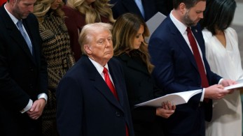 Τραμπ: δεν αποκλείει να στείλει στρατεύματα στο Μεξικό για να χτυπήσει τα καρτέλ