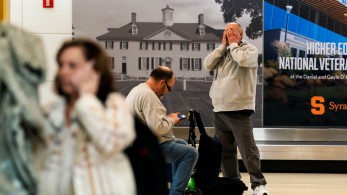 ΗΠΑ: σβήνουν οι ελπίδες για επιζώντες από το αεροπορικό δυστύχημα - Ανασύρθηκαν 30 σοροί