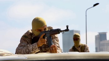 Λιβύη: σφοδρές συγκρούσεις ένοπλων ομάδων στην Τρίπολη