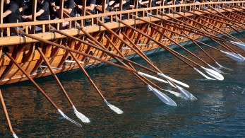 Στη Μεσσηνία τα γυρίσματα της «Οδύσσειας» του Christopher Nolan - Διεθνής προβολή και τουριστική ευκαιρία (Vid) Στη Μεσσηνία τα γυρίσματα της «Οδύσσειας» του Christopher Nolan - Διεθνής προβολή και τουριστική ευκαιρία (Vid)