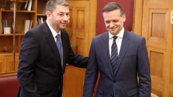 ΠΑΣΟΚ: «αντάρτικο» Δούκα με αιχμές σε Ανδρουλάκη με φόντο το συνέδριο