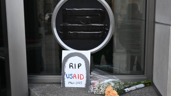 Το βαθύ κράτος αντιστέκεται...