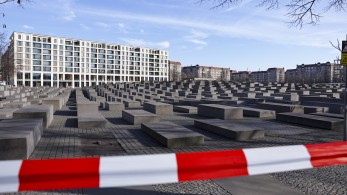 Το μίσος για τους Εβραίους ήταν το κίνητρο της αιματηρής επίθεσης στο Βερολίνο Το μίσος για τους Εβραίους ήταν το κίνητρο της αιματηρής επίθεσης στο Βερολίνο