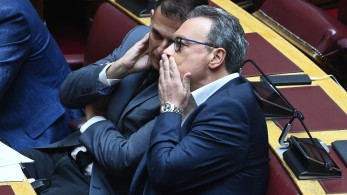 Κοίταξε τα ποσοστά και είδε τη Ζωή να γελάει ο Καραμέρος: Την αποκάλεσε «εταίρο της ΝΔ» (video)