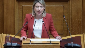 Χριστίνα Αλεξοπούλου στη Βουλή: Η ευθύνη δεν είναι σύνθημα, αλλά δέσμευση με πράξεις