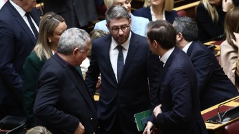 Βουλή: η απαράδεκτη συμπεριφορά του Νίκου Ανδρουλάκη στην ψηφοφορία για ΠτΔ