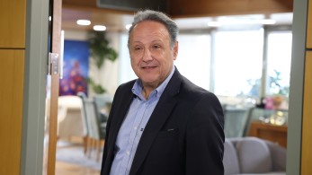 Σε μαθητική παράσταση πήρε μέρος ο δήμαρχος Θεσσαλονίκης Στέλιος Αγγελούδης (video)