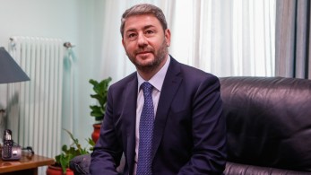 ΠΑΣΟΚ: ο Νίκος Ανδρουλάκης βολεύει για άλλη μια φορά τους κολλητούς