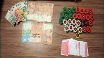 Θεσσαλονίκη: έντεκα συλλήψεις σε παράνομη χαρτοπαιχτική λέσχη