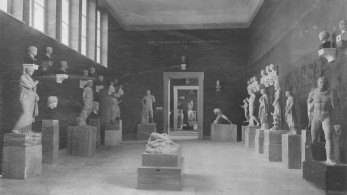 Έκθεση στο Καφέ του Εθνικού Αρχαιολογικού Μουσείου: Δημιουργώντας το ΕΑΜ - από τα τέλη του 19ου αιώνα έως το 1940