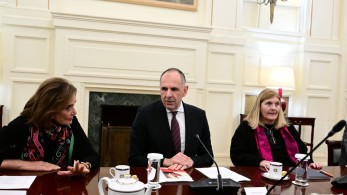 Γιώργος Γεραπετρίτης: Ενημέρωση του ΕΣΕΠ για τις εξελίξεις στη Μέση Ανατολή Γιώργος Γεραπετρίτης: Ενημέρωση του ΕΣΕΠ για τις εξελίξεις στη Μέση Ανατολή