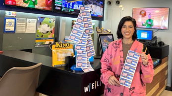 Απόκριες με το Λαϊκό Λαχείο: στη μισή τιμή οι λαχνοί της ειδικής κλήρωσης της Παρασκευής 28 Φεβρουαρίου