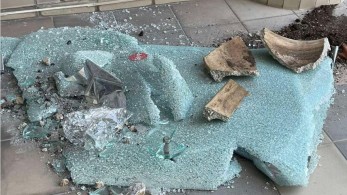 Η επίθεση στην Περιφέρεια Αττικής και η υπονόμευση των θεσμών