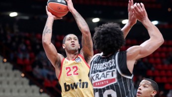 Ο Ολυμπιακός ξεπέρασε τις απουσίες και «πάτησε» τον ΠΑΟΚ με 86-60 στο ΣΕΦ